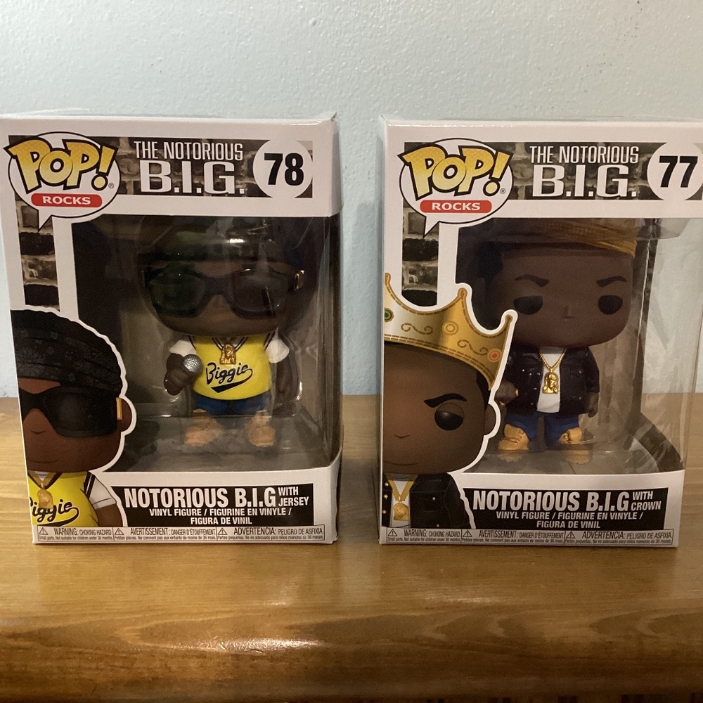 Funko Pop Notorious B.I.G. 77 78 with Jersey with Crown NEW
